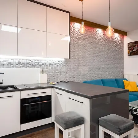 Kasprzaka 31a Free Garage By Perfect