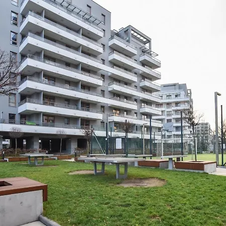 Kasprzaka 31a Free Garage By Perfect Warsaw